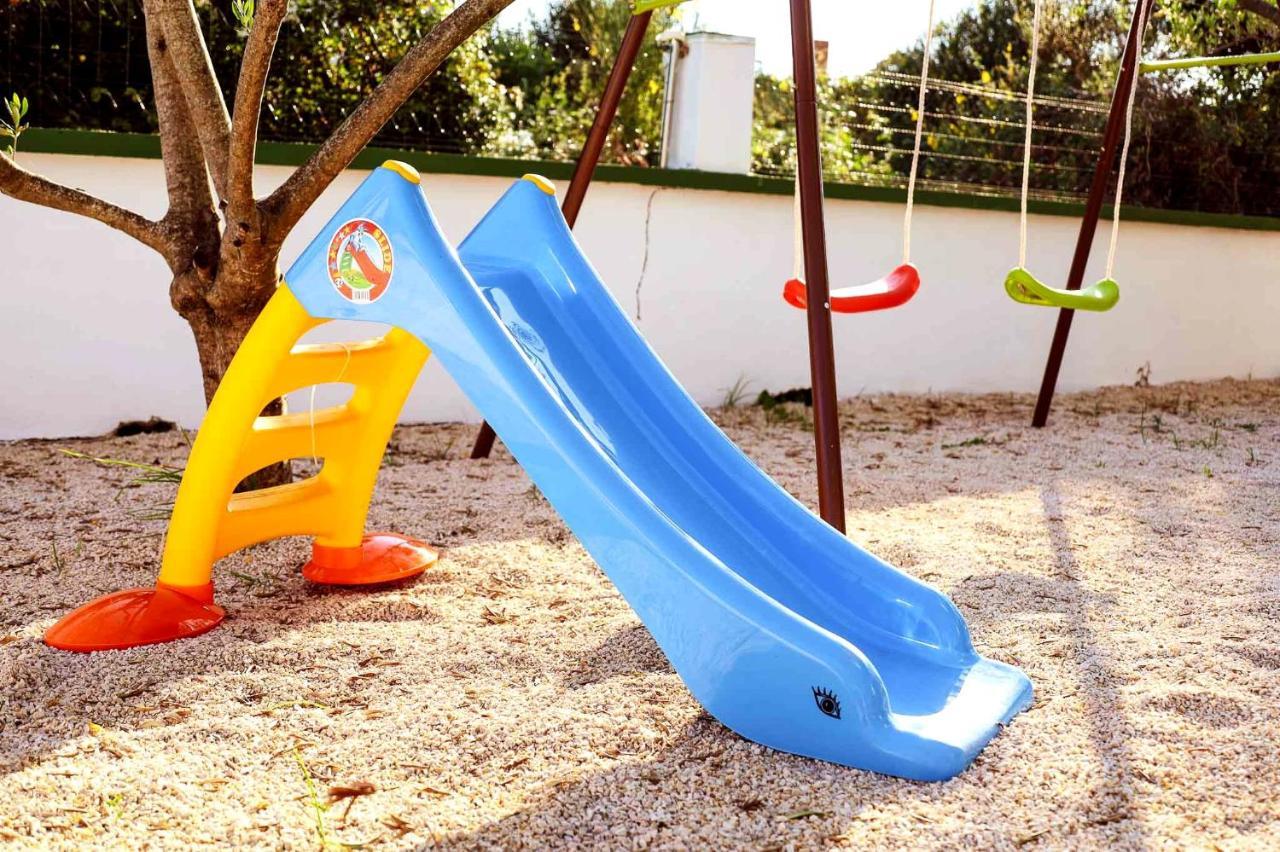 The Florens Residence Near The Beach With The Pool, Bbq And Kids Playground, Zadar Diklo Exterior foto
