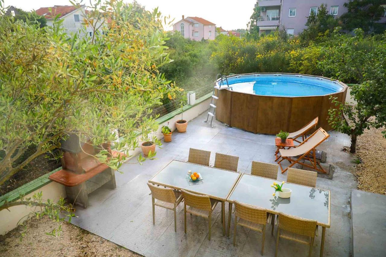 The Florens Residence Near The Beach With The Pool, Bbq And Kids Playground, Zadar Diklo Exterior foto